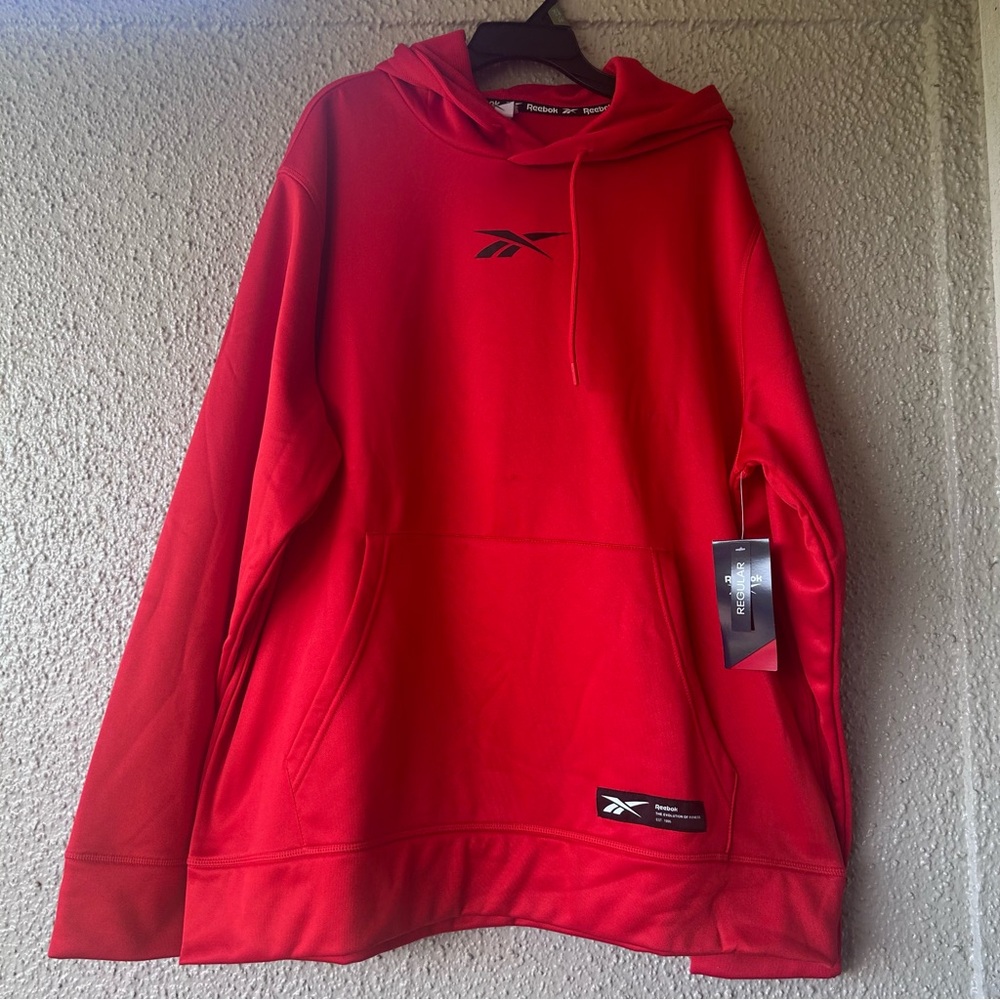 Reebok Red Hoodie with Black Logo mens XL NWT